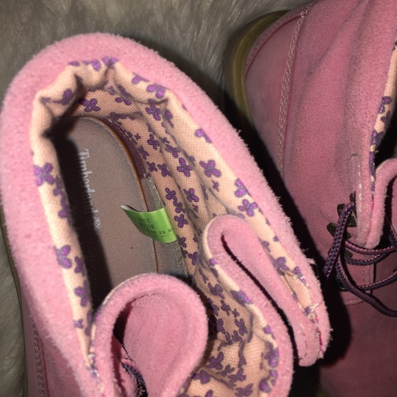 Women’s Pink Timberlands Size 8.5 - Picture 4 of 8